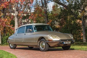 Citroën DS 23 Pallas (1973) - als Lot 105 an der RM/Sotheby's Arizona Versteigerung 2017 angeboten