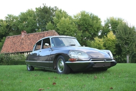 Citroën DS 23 Pallas ie (1972) - als Lot 175 an der Artcurial Versteigerung "Automobiles sur les Champs 9" am 1. November 2015 (1972)
