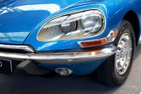 Citroën DS 23 i.e. Pallas (1975) – Front – Sonderausstellung "Citroën DS – An Icon Turns 70" Autoworld Brüssel (1975)