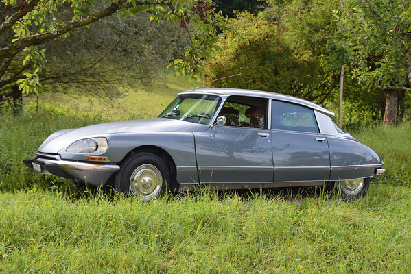 Citroën DS 23 ie Pallas (1973) - als Lot 51 an der Versteigerung der Oldtimer Galerie Toffen am 14. Oktober 2017