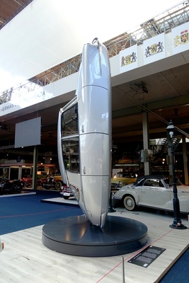 Citroën DS Fusée – Ungewohnt Perspektive – Sonderausstellung "Citroën DS – An Icon Turns 70" Autoworld Brüssel