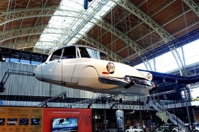 Citroën DS Volante – Schwebende Göttin – Sonderausstellung "Citroën DS – An Icon Turns 70" Autoworld Brüssel Citroën DS Volante – Schwebende Göttin – Sonderausstellung "Citroën DS – An Icon Turns 70" Autoworld Brüssel