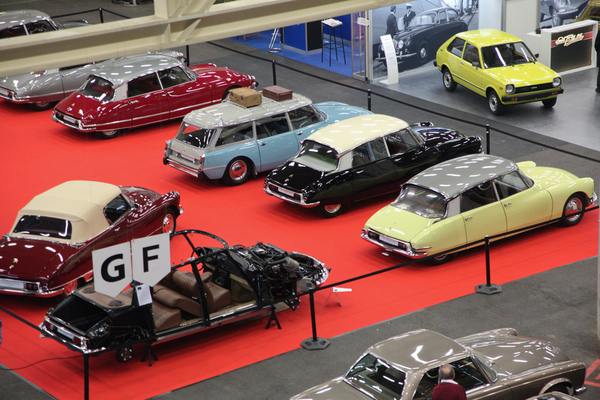 Citroën DS als Limousinen, Kombi und Cabriolet - OTM Fribourg 2015