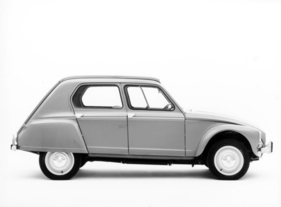Citroën Dyane (1968) – Seitenansicht mit deutlich kantigerer Formensprache als beim 2 CV