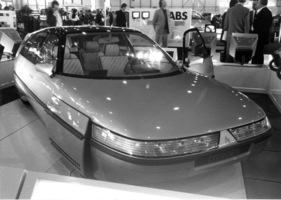 Citroën Eole (1985) - mit dieser Studie werden vor allem Fortschritte in der Computertechnik, der Aerodynamik und bezüglich Innenausstattung präsentiert - Genfer Automobilsalon 1985