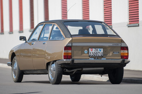 Citroën GS (1977) - die Kofferraumklappe reicht bei den frühen Modellen zur bis zur Scheibe