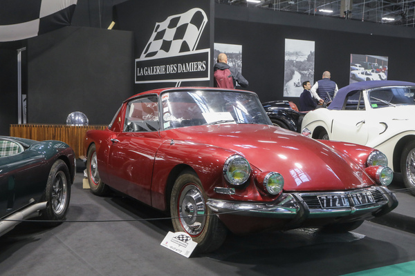 Citroën GT 19 Bossaert (1963) - DS-Coupé von Frua, zu sehen bei der Galerie des Damiers - Rétromobile Paris 2024