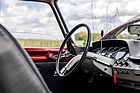 Citroën GT 19 Bossaert (1963) – Seriennahes Cockpit mit Einspeichenlenkrad. Der Schalthebel kann mit zwei Fingern vom Lenkrad aus bedient werden