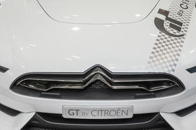 Citroën GT by Citroën (2008) - Kühlergrill mit bekannter Formgebung - Rétromobile Paris 2019