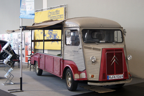 Citroën HY (1965) – ehemaliger Transporter eines französischen Porsche-Händlers – Klassikwelt Bodensee 2025 (1965)