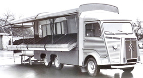 Citroën HY als Basis für ein "fliegendes" Ladenlokal Citroën HY als Basis für ein "fliegendes" Ladenlokal