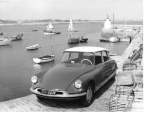 Citroën ID 19 (1961) - kaum weniger futuristisch als die DS Citroën ID 19 (1961) - kaum weniger futuristisch als die DS