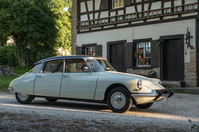 Citroën ID 19 (1967) - der Wagen ist vorne breiter als hinten