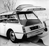 Citroën ID 19 Break (1964) - auch die Verschalung unten lässt sich samt Nummernschild nach unten klappen - Genfer Automobilsalon 1964