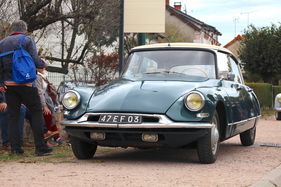 Bild Citroën ID 19 Luxe (1960) – Embouteillage de Lapalisse 2024