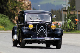 Bild Citroën Légère (1953) - am Start mit der Dorfgruppe bei der Lenzerheide Motor Classics 2013