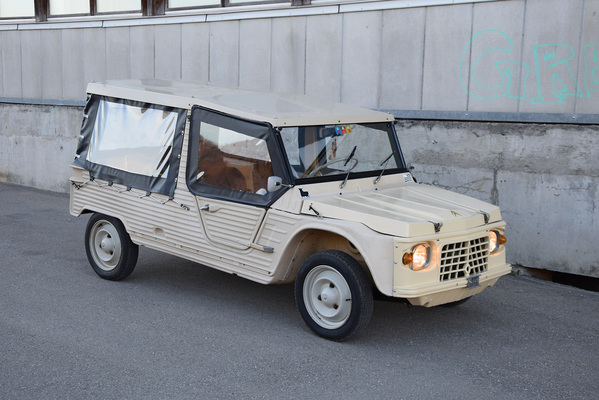 Citroën Mehari (1974) - angeboten an der Versteigerung der Oldtimer Galerie in Toffen am 28. November 2015