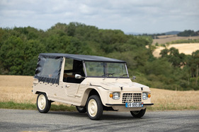 Citroën Méhari (1975) - Lot 205 an der Artcurial „Automobiles sur les Champs" Versteigerung 2024 (1975)