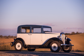 Citroën Rosalie 8A berline commerciale (1934) - als Lot 346 angeboten an der Artcurial Rétromobile Versteigerung am 6. Februar 2016