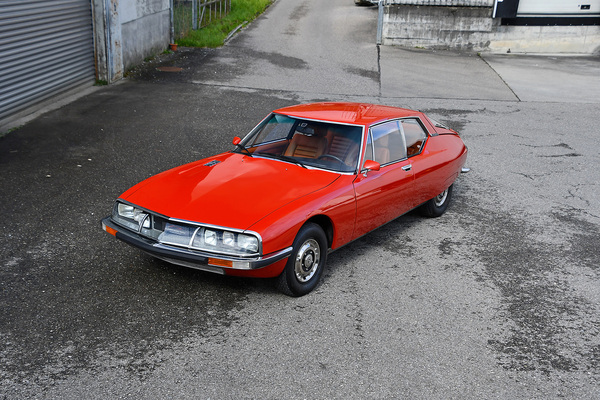 Citroën SM (1971) - as lot 10 at the Swiss Classic World auction of the Oldtimer Gallery on June 1, 2024