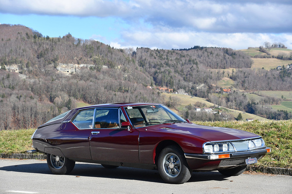 Bild: Citroën SM (1971) - als Lot 155 angeboten an der Versteigerung der Oldtimer Galerie in Toffen am 26. März 2022