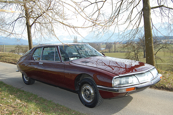 Citroën SM (1971) - angeboten an der Versteigerung der Oldtimer Galerie Toffen anlässlich der Dolder Classics vom 8. Juni 2013