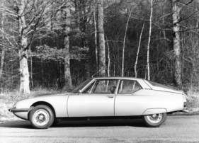 Citroën SM (1971) - windschnittige Silhouette