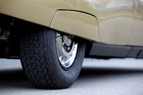 Citroën SM (1973) - aerodynamisch verschalte Räder