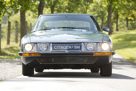 Citroën SM (1973) - als Lot 02 an der Bonhams Versteigerung der Frederiksen-Sammlung in Dänemark am 26. September 2015