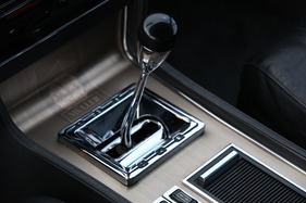 Citroën SM (1973) - der verchromte Schalthebel, ein Kunstwerk für sich