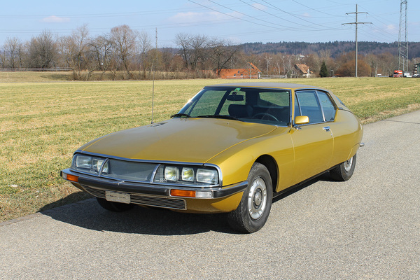 Bild: Citroen SM Injection (1973) - angeboten an der Versteigerung der Oldtimer Galerie anlässlich der Dolder Classics am 7. Juni 2014