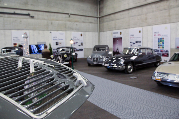 Citroën-Sonderschau im Zeichen der zwei Winkel - Oldtimer- und Teilemarkt Fribourg 2019