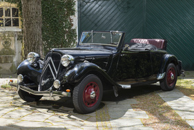 Citroën Traction 11 BL Cabriolet (1937) - als Lot 121 angeboten an der Artcurial Le Mans Classic Versteigerung am 9. Juli 2016