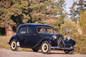 Citroën Traction 11 BL berline (1952) - als Lot 308 angeboten an der Artcurial Rétromobile Versteigerung am 6. Februar 2016
