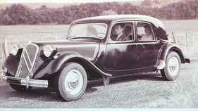 Citroën Traction AVant 15-6