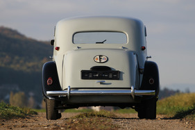 Citroën Traction Avant 11 BL (1954) - Der Kofferraum ist von aussen zugänglich, das war nicht selbstverständlich Citroën Traction Avant 11 BL (1954) - Der Kofferraum ist von aussen zugänglich, das war nicht selbstverständlich