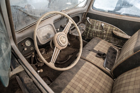 Citroën Traction Avant 11 légère (1953) - in der Sonderaussstellung "Scheunenfunde" des Pantheons im Sommer 2015