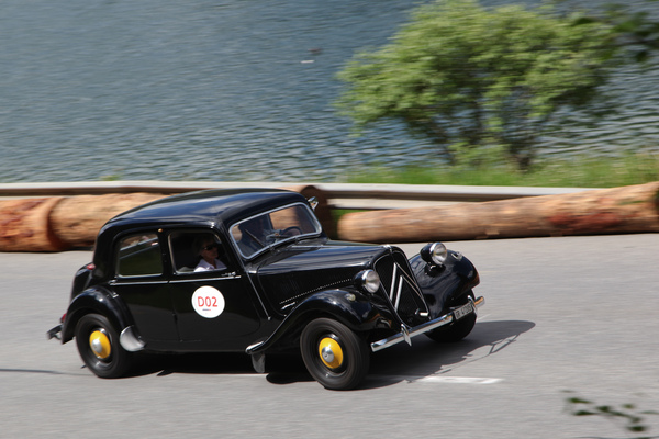 Bild Citroën Traction Avant (1952) - Dorfgruppe - Lenzerheide Motor Classics 2018