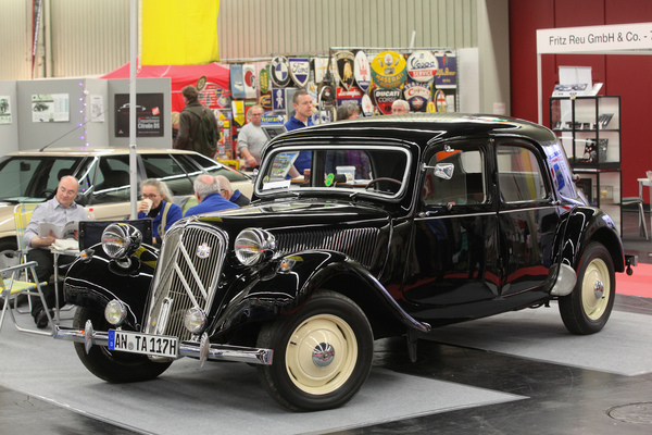 Citroën Traction Avant - Savoir Vivre - Retro Classics Bavaria 2017 in Nürnberg