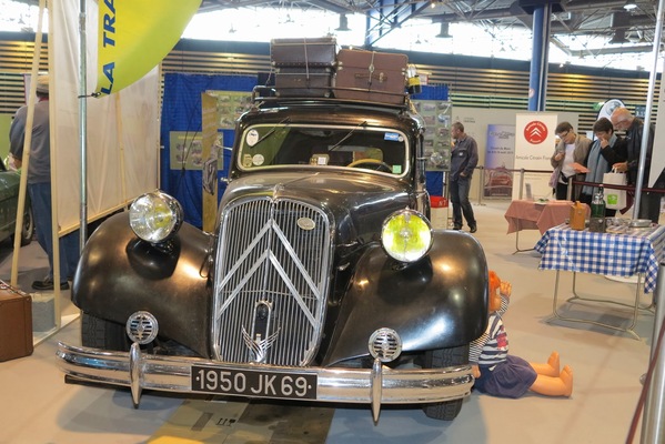 Citroën Traction Avant von 1950 - an der Messe Epoqu’Auto in Lyon im November 2013