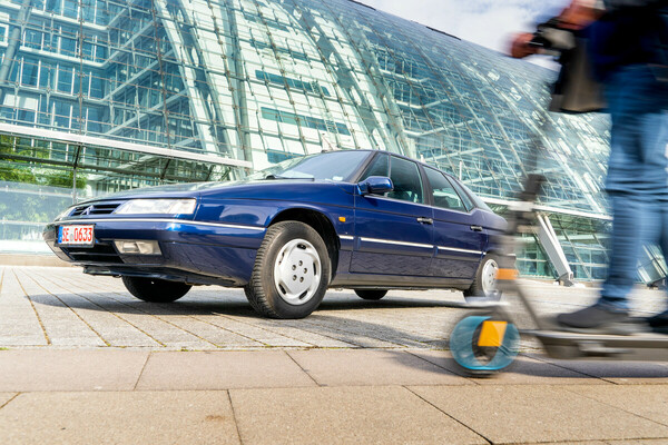 Citroën XM (1998) - E-scooter or XM?