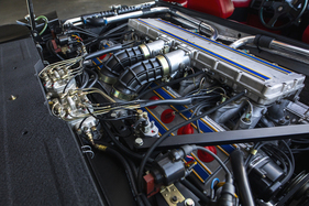 Cizeta Moroder V16 T (1988/1989) - drangvolle Enge im Motorraum