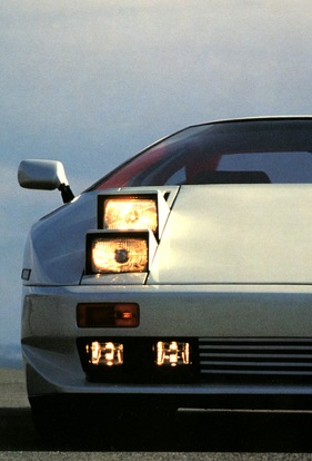 Cizeta V 16 T (1990) - sofort erkenntlich an den doppelten Klappscheinwerfern