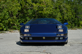 Cizeta V16 T (1993) - Exklusivität - doppelt ausfahrbare Scheinwerfer