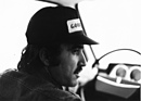 Clay Regazzoni demonstrierte Journalisten die Fahrwerksqualitäten des Dino 308 GT4 im Jahr 1974