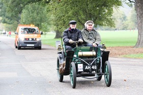 Clement-Panhard Two-seater (1900) - at the Bonhams London to Brighton Veteran Car Run 2014
