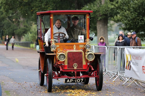 Clement-Talbot Tonneau (1903) - at the Bonhams London to Brighton Veteran Car Run 2014