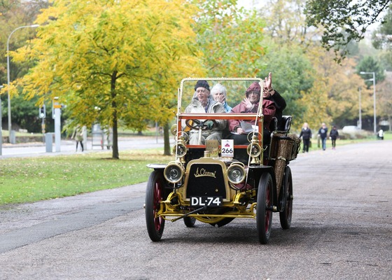 Clement Tonneau (1903) - am Bonhams London to Brighton Veteran Car Run 2014
