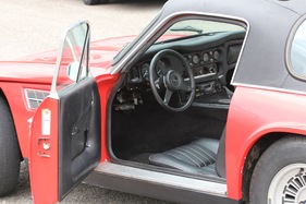 Cockpit - TVR 2500M (1974)