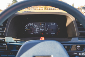 Cockpit des Suzuki Swift (1995)